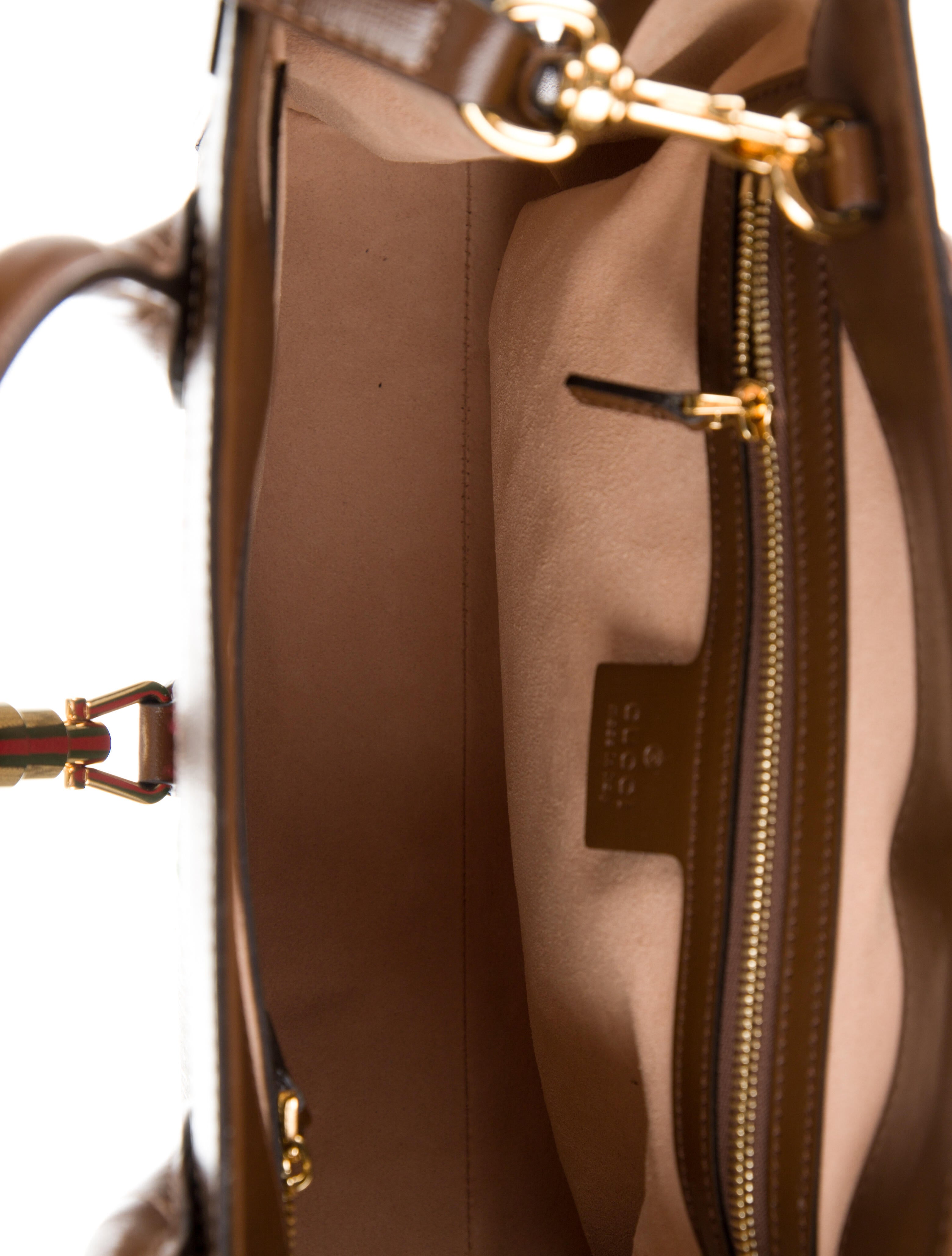 Gucci GG Supreme Medium Jackie 1961 Tote